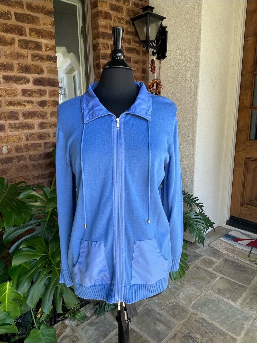 Women's Blue Zip-Front Golf Jacket with Drawstring Collar